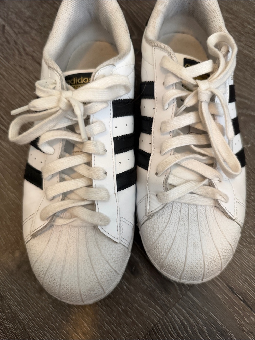 adidas superstar White and Black Classic Shell-Toe Sneakers